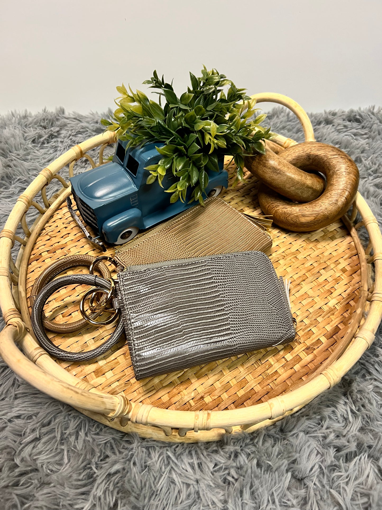 Chelsea wristlet