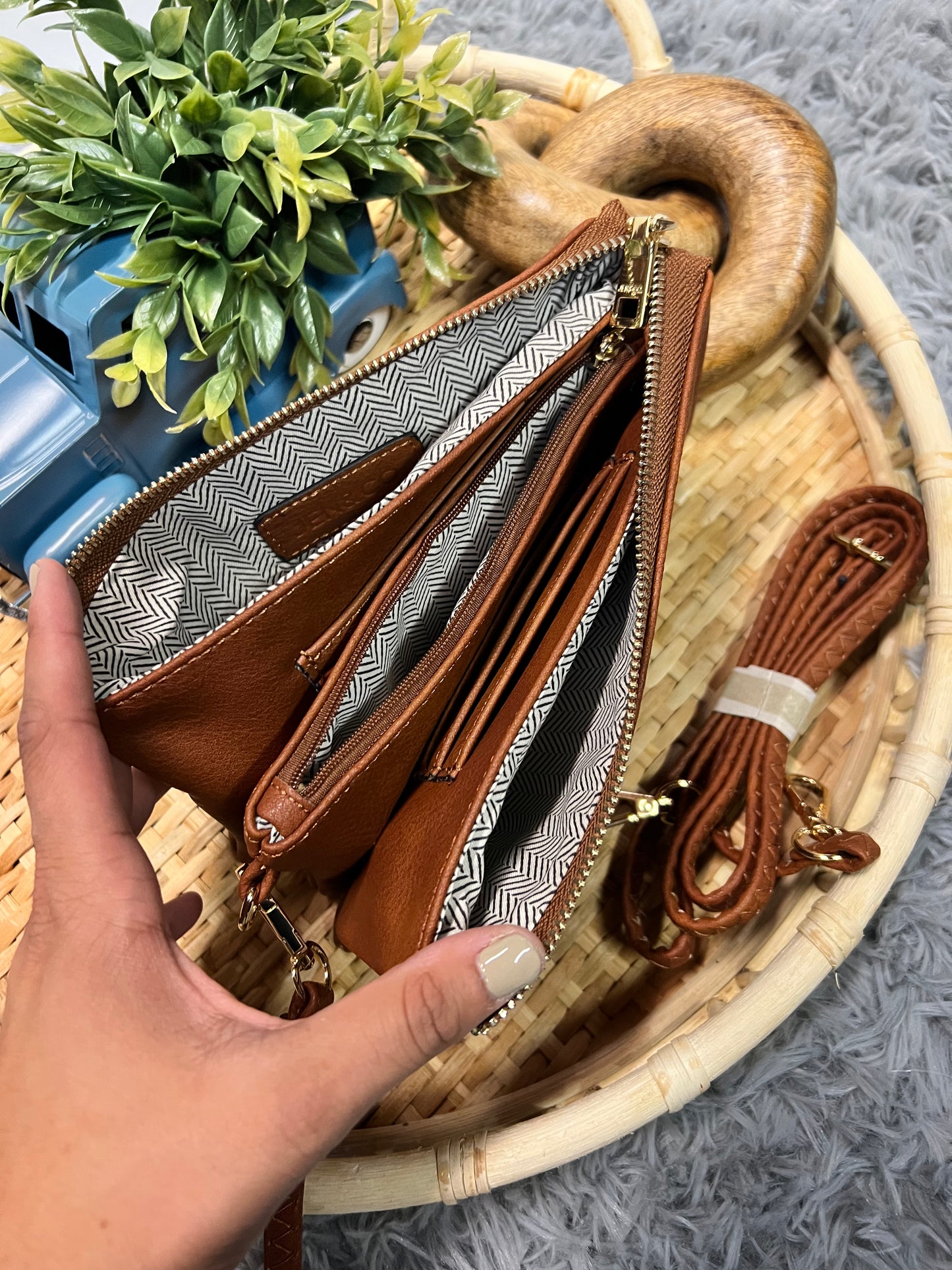 Kathleen crossbody